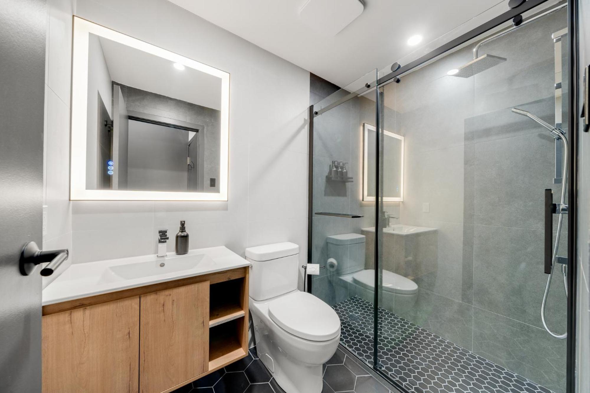 Lift Hotel Montréal Eksteriør billede